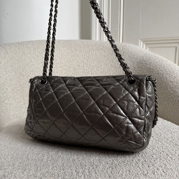 2010 Chanel Timeless Metallic Silver Chain Classic Flap Bag