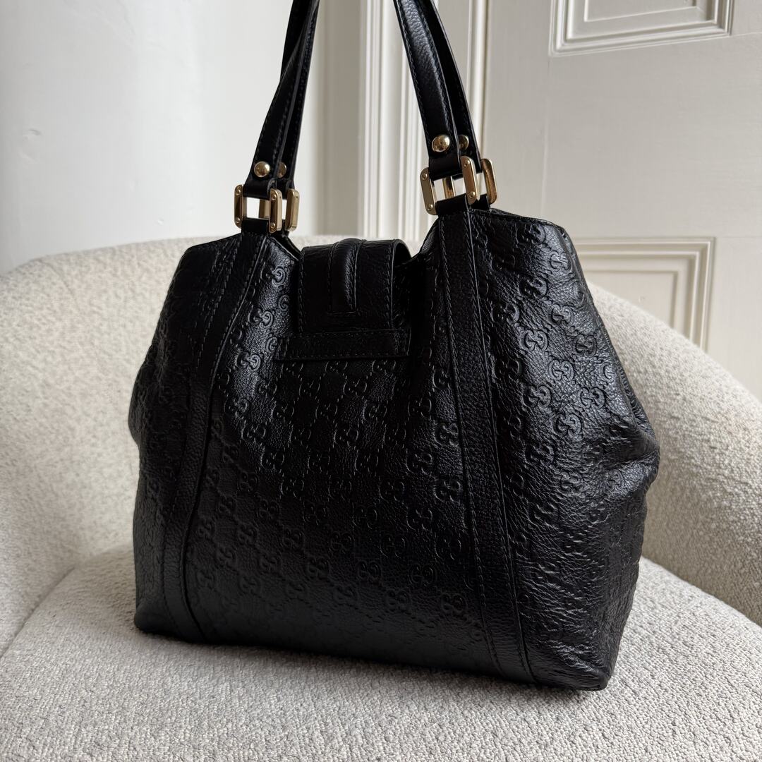 Gucci Guccissima Hobo Black Leather Shoulder Bag
