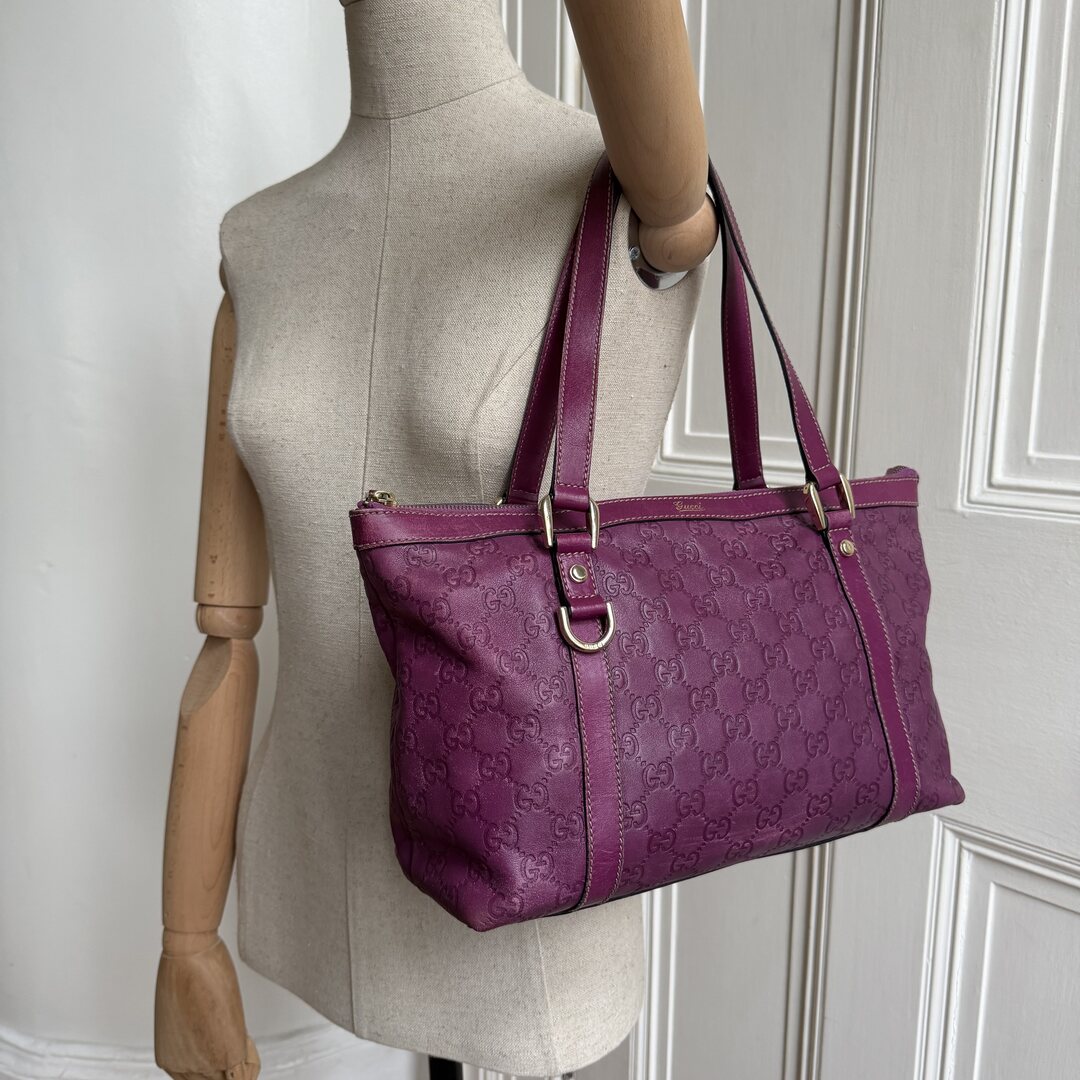 RARE Gucci Guccissima Abbey Purple Leather Shoulder Bag