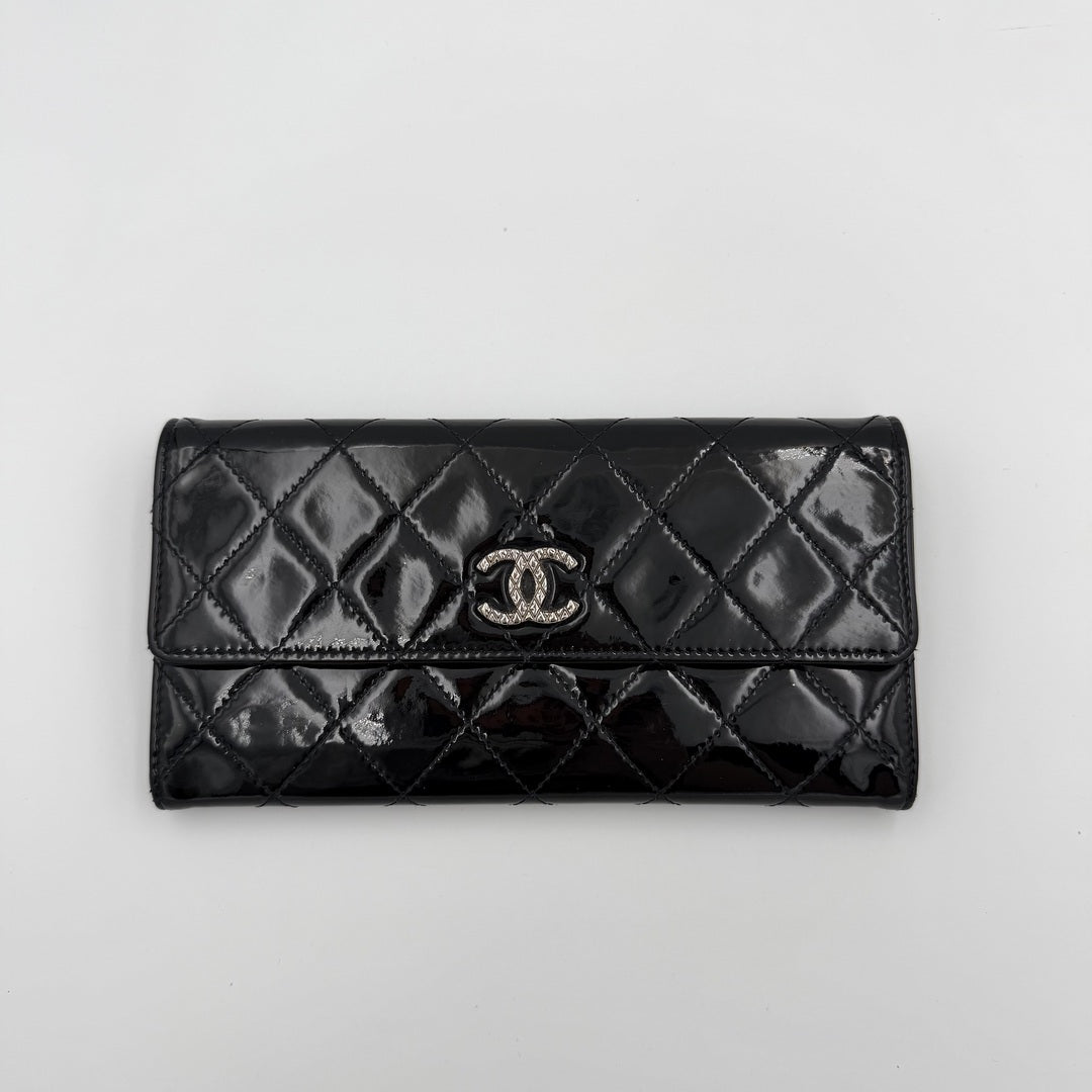 2010 Chanel CC Matelasse Patent Black Leather Long Wallet