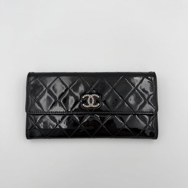 2010 Chanel CC Matelasse Patent Black Leather Long Wallet