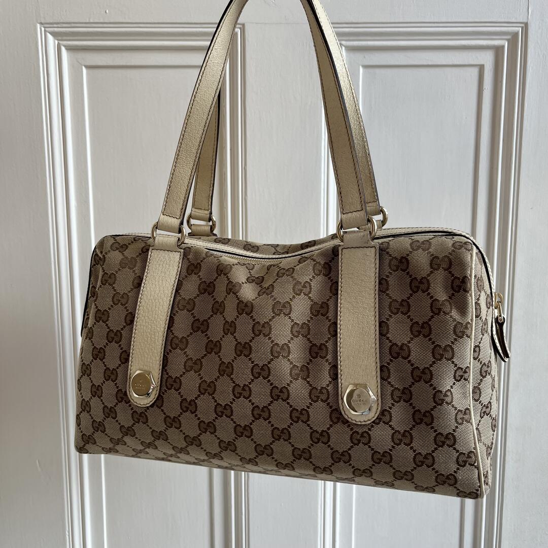 Gucci GG Canvas Charmy Boston Cream Shoulder Bag