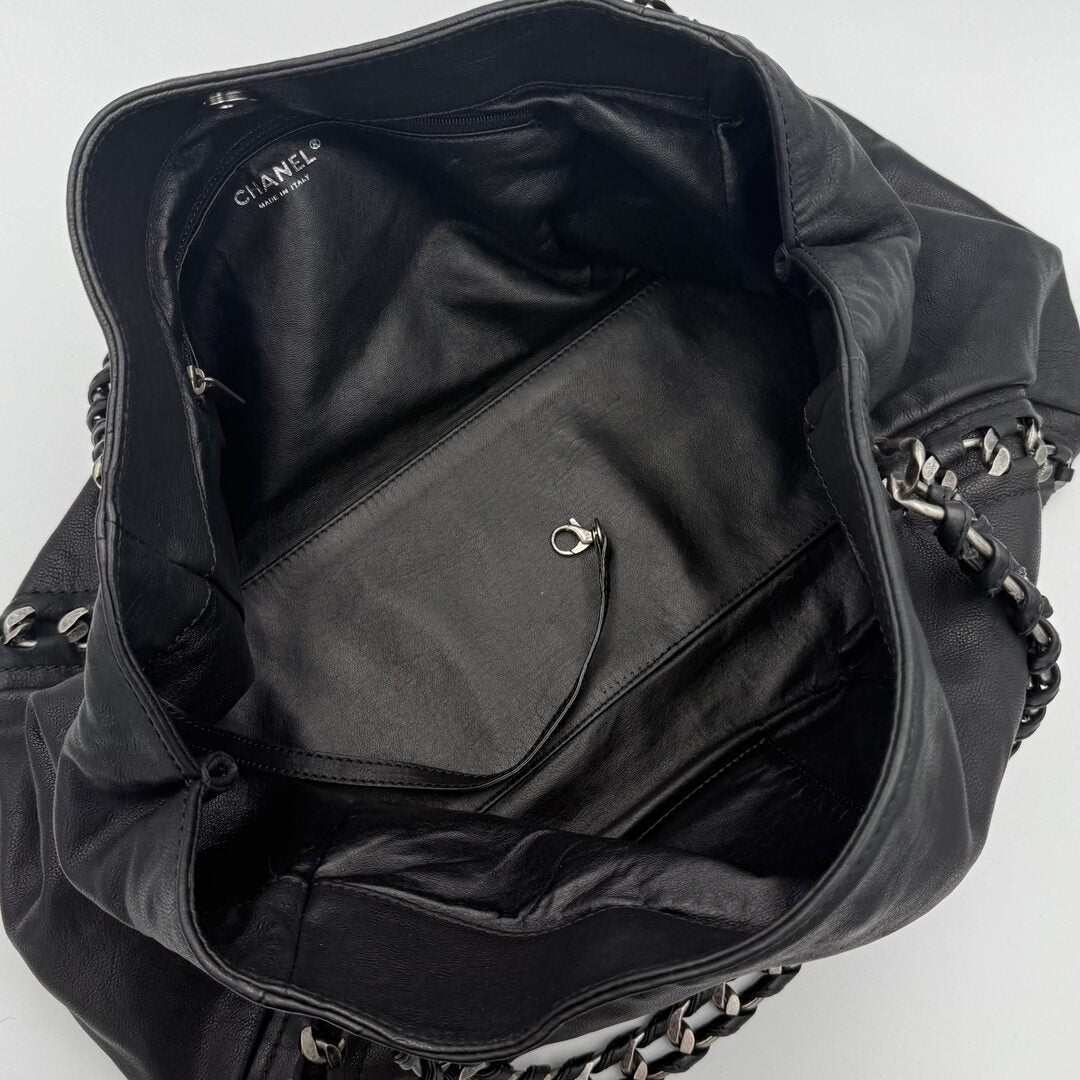 2005 Chanel Leather Luxe Ligne Bowler Tote Bag