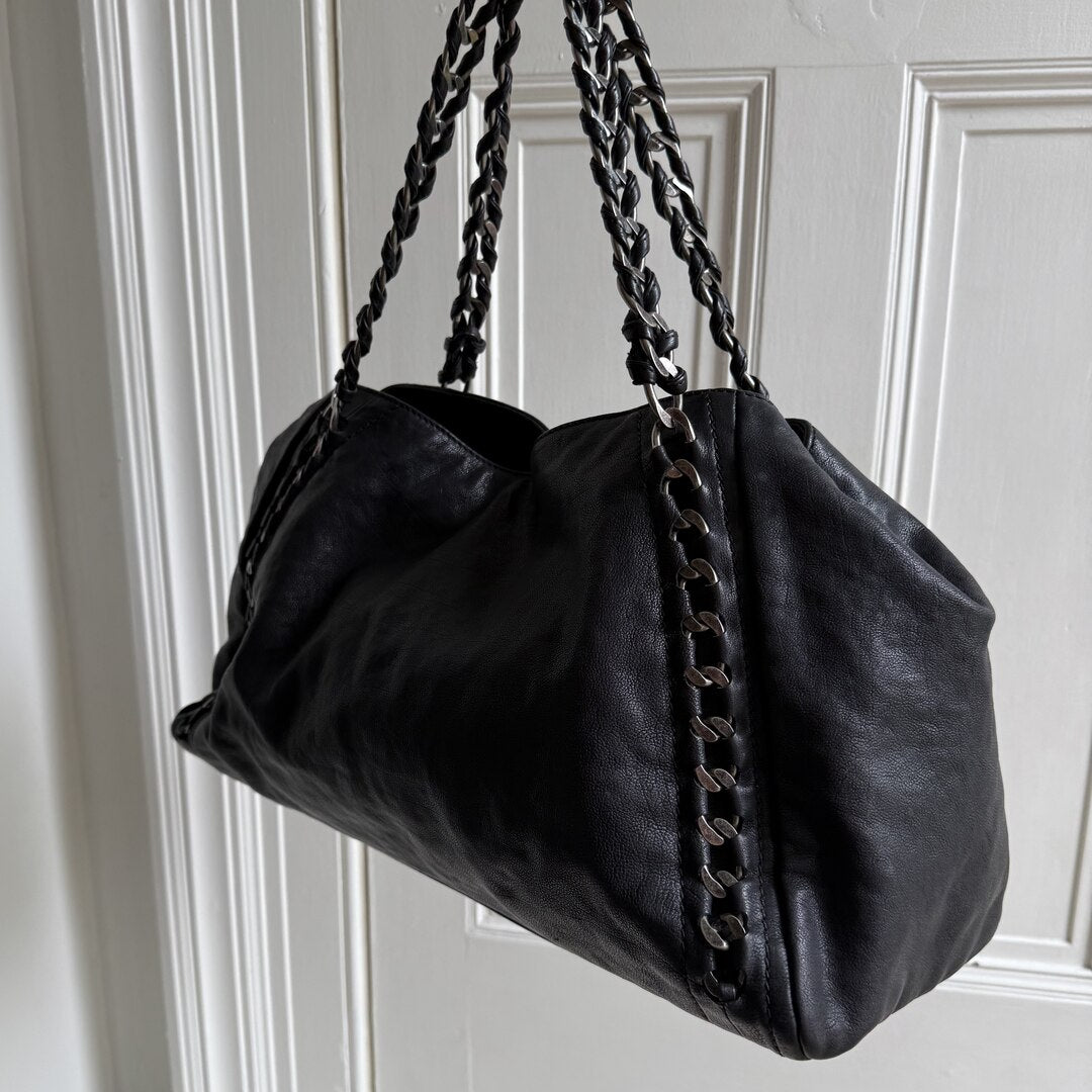 2005 Chanel Leather Luxe Ligne Bowler Tote Bag