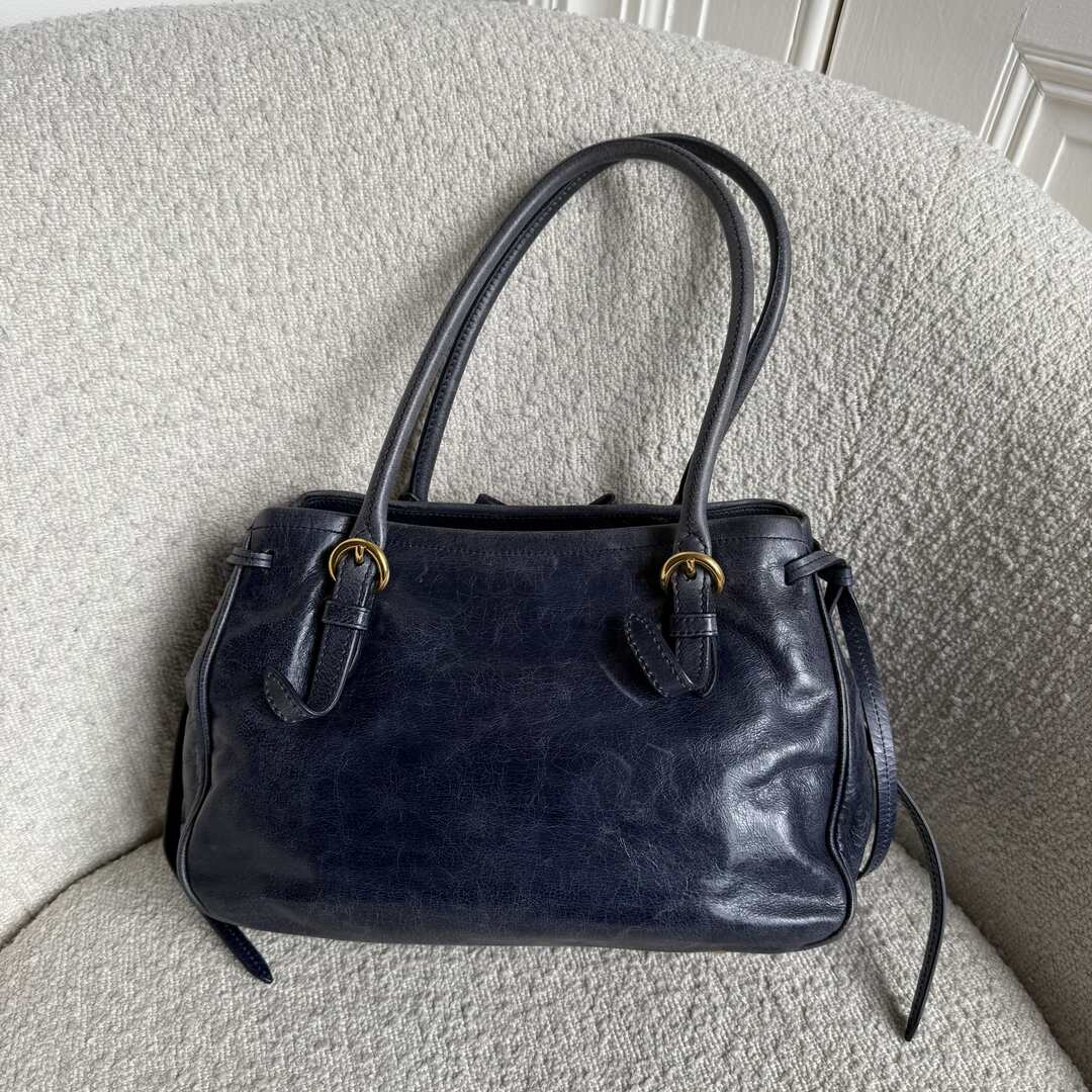 Miu Miu Vitello Bow Navy Leather Shoulder Bag