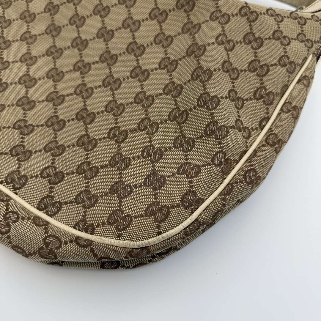 Gucci GG Canvas White Shoulder Bag