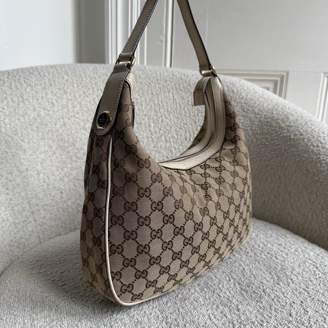Gucci GG Canvas White Shoulder Bag