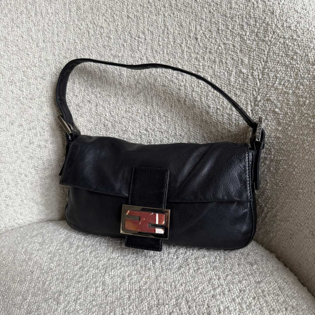 Fendi Mamma Baguette Black Leather Shoulder Bag