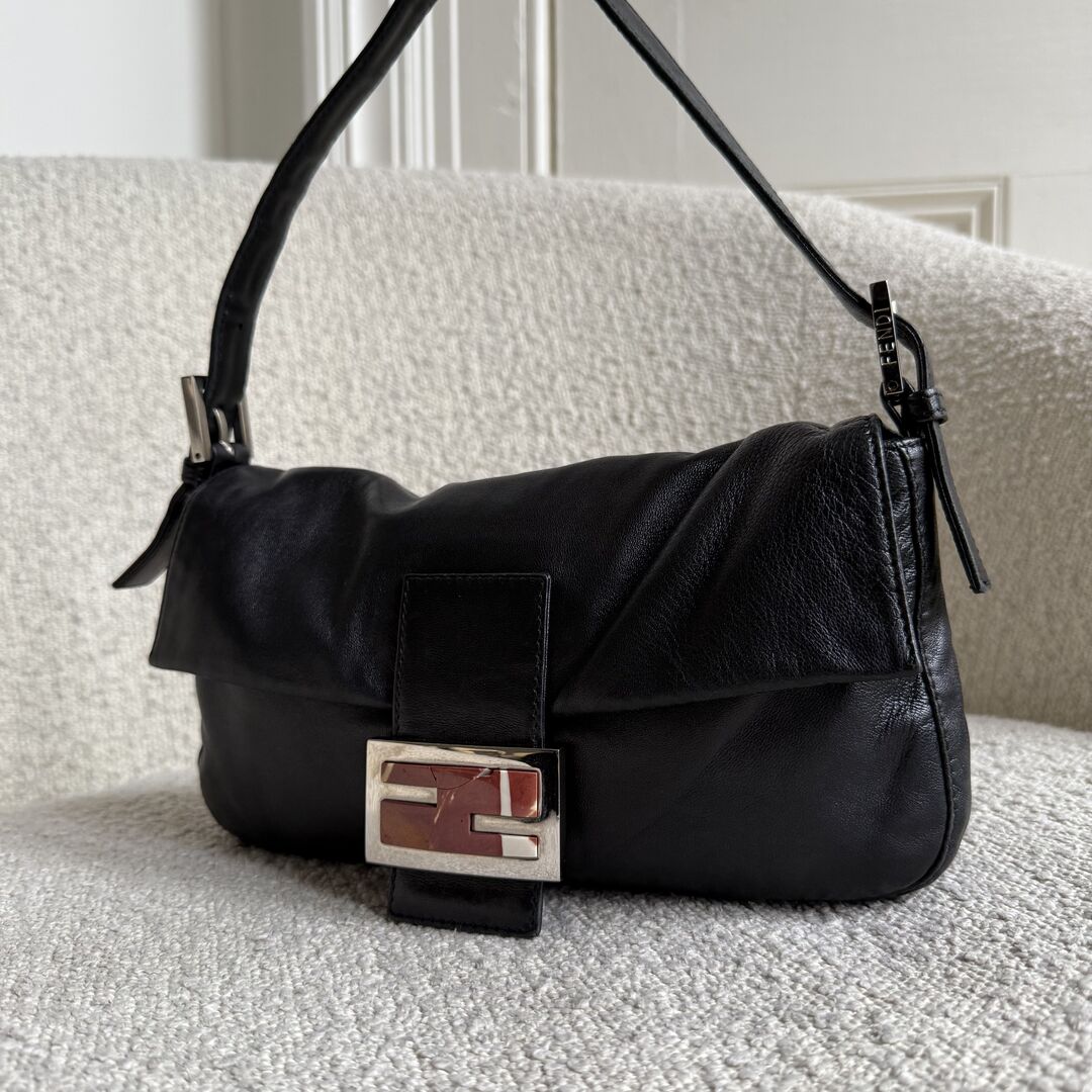 Fendi Mamma Baguette Black Leather Shoulder Bag