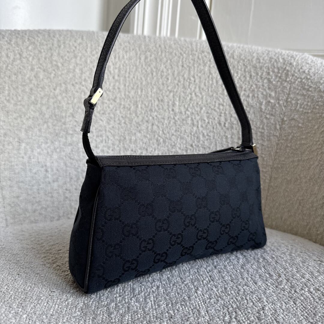 Gucci Mini Abbey D Ring Black Shoulder Bag