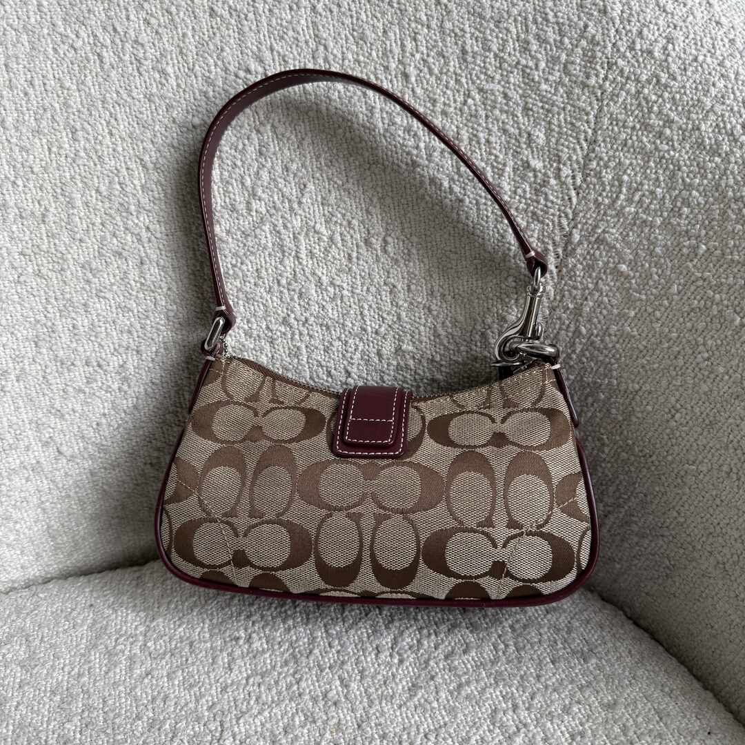 Coach Signature Mini Buckle Burgundy Shoulder Bag