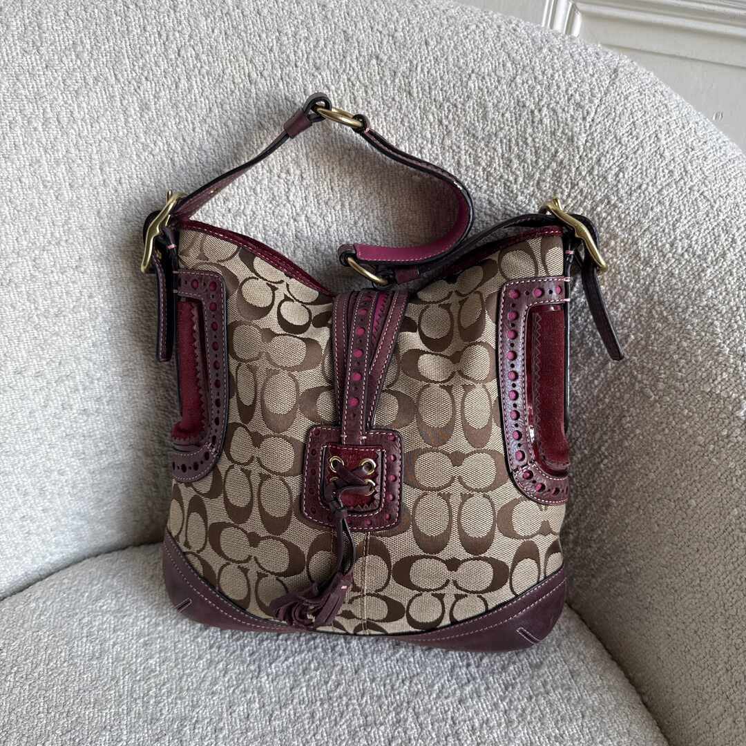Coach Signature Hobo Buckle Burgundy Shoulder Bag