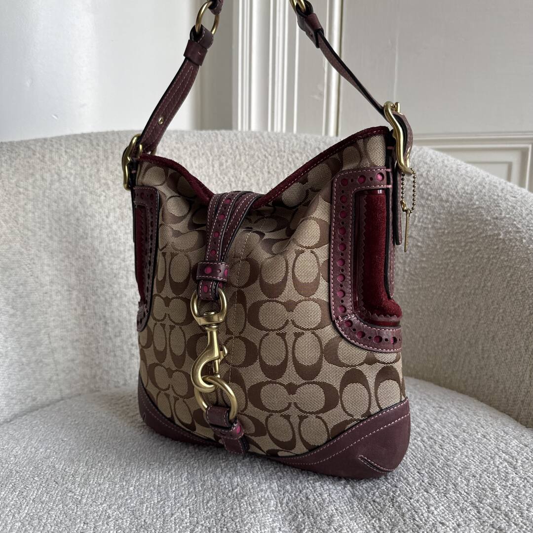 Coach Signature Hobo Buckle Burgundy Shoulder Bag
