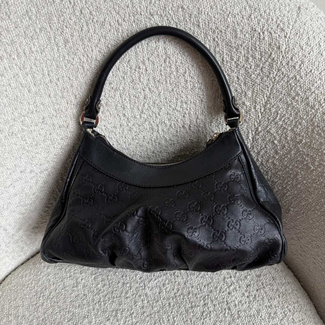 Gucci Guccissima Abbey Leather Black Shoulder Bag