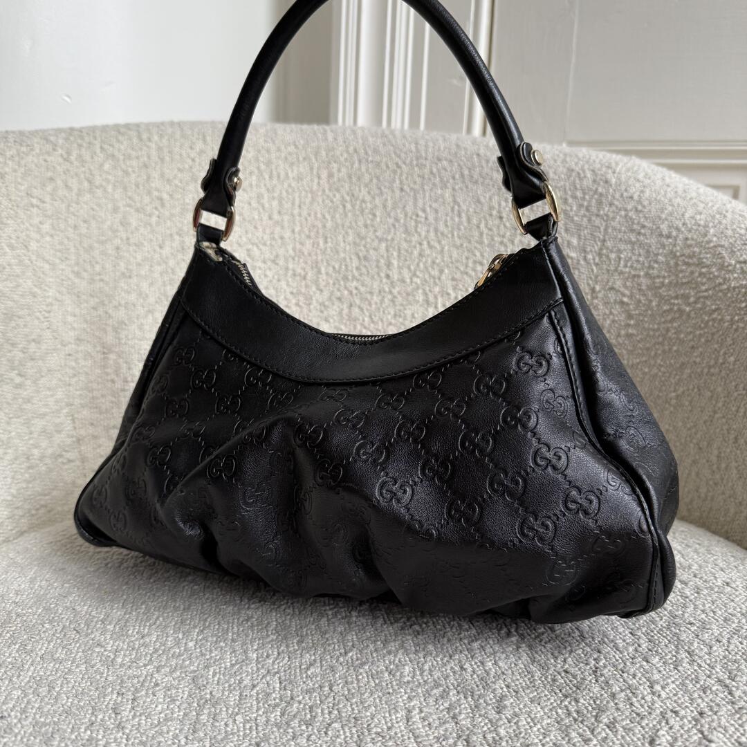 Gucci Guccissima Abbey Leather Black Shoulder Bag