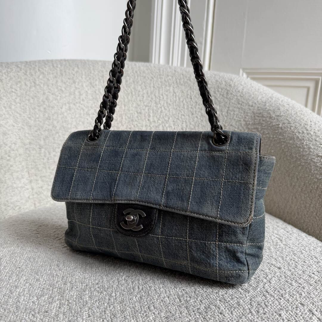 2000 Chanel Blue Denim Chocolate Bar Flap Shoulder Bag