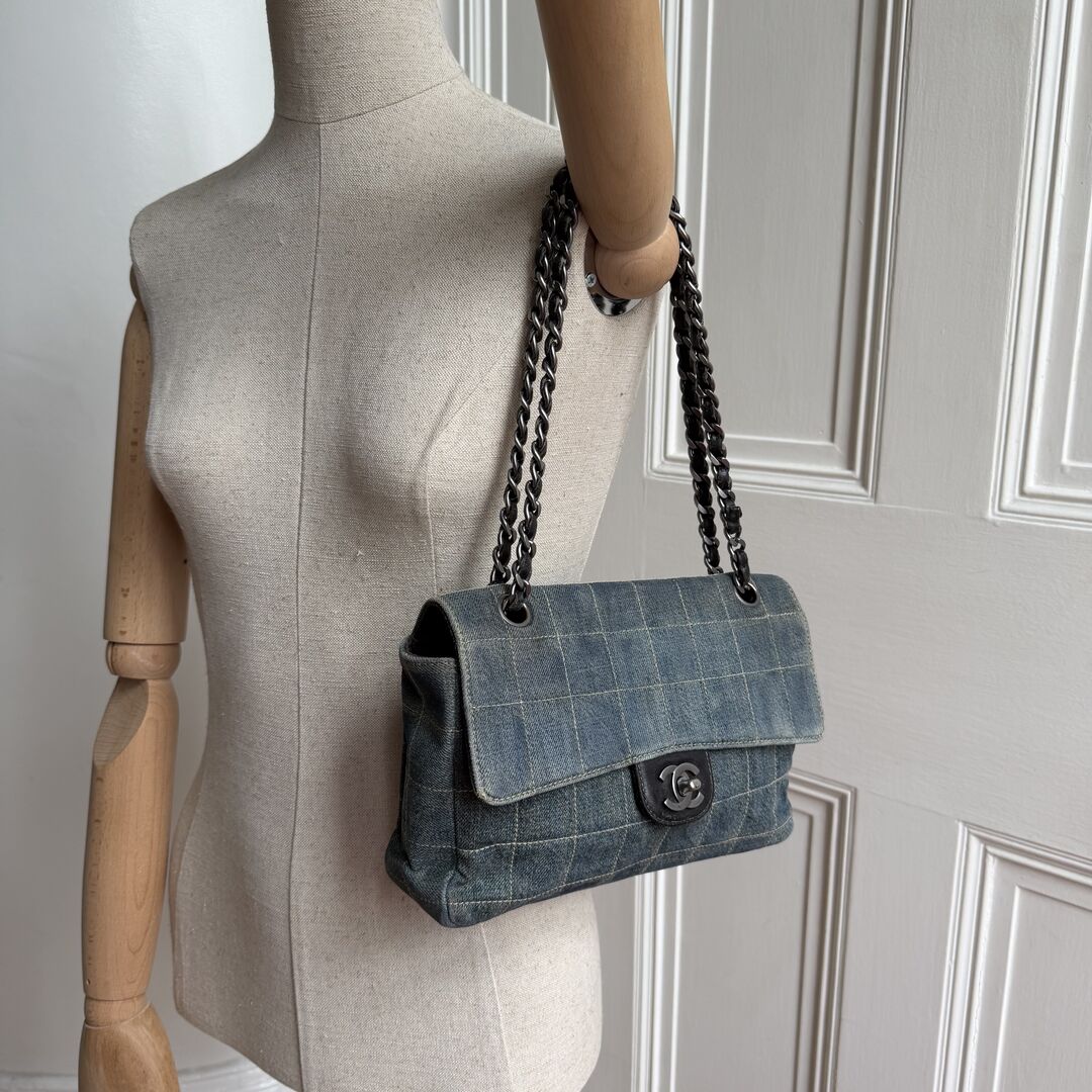 2000 Chanel Blue Denim Chocolate Bar Flap Shoulder Bag