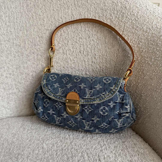 2006 Louis Vuitton Blue Denim Pleaty Shoulder Bag