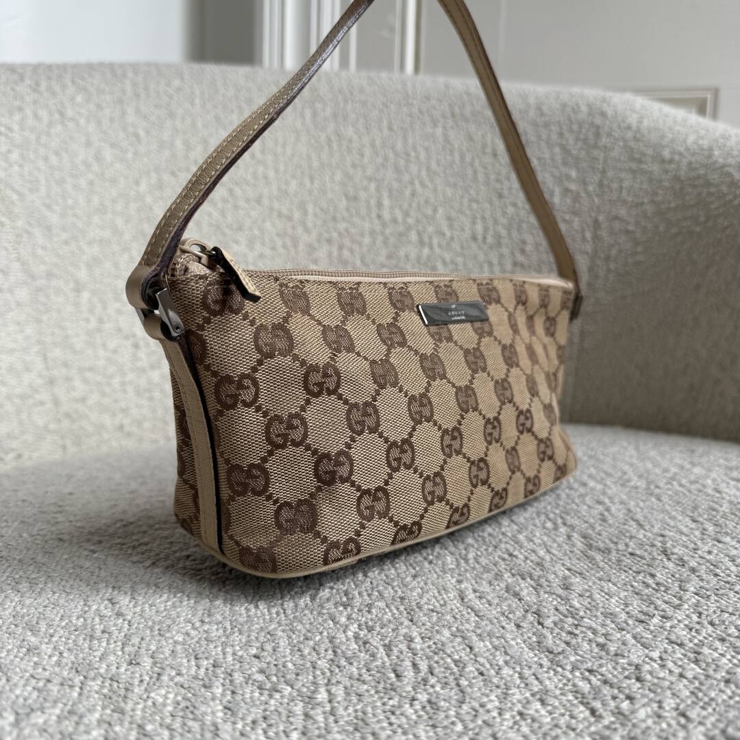 Gucci GG Monogram Cream Boat Pochette Handbag