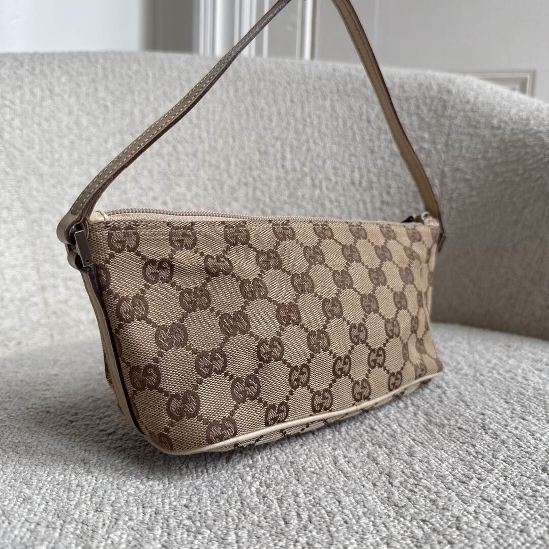 Gucci GG Monogram Cream Boat Pochette Handbag