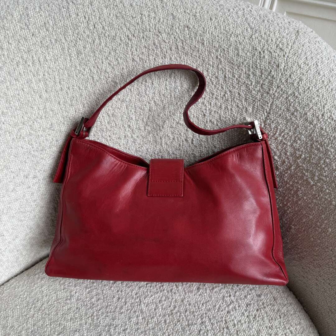 Fendi Baguette Hobo Red Leather Shoulder Bag