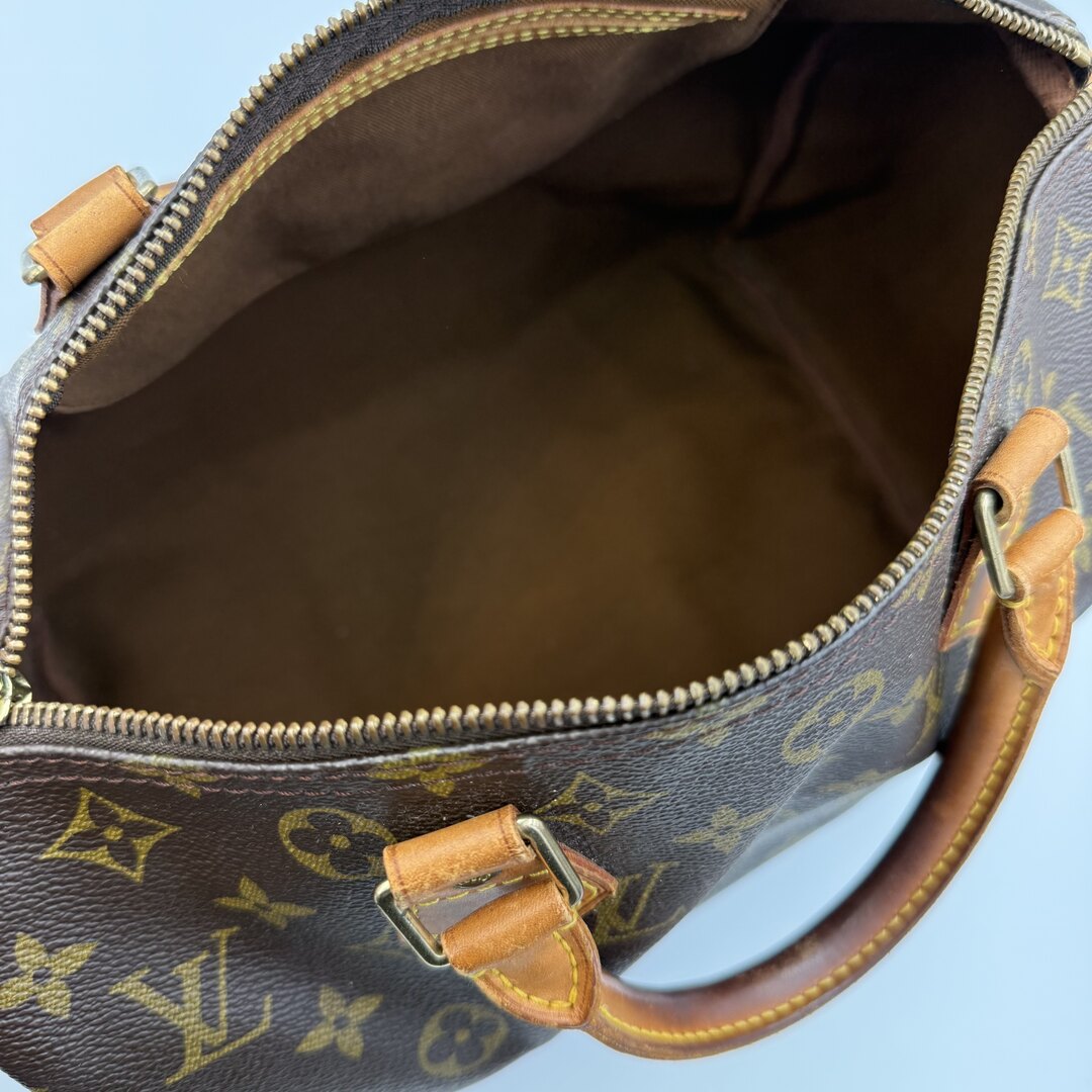 Louis Vuitton Monogram Speedy 30 Handbag