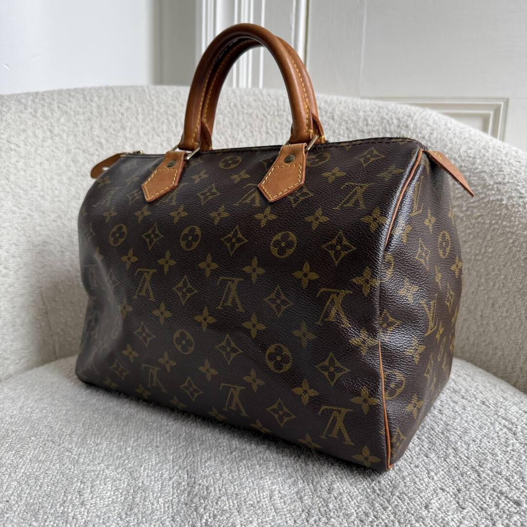 Louis Vuitton Monogram Speedy 30 Handbag
