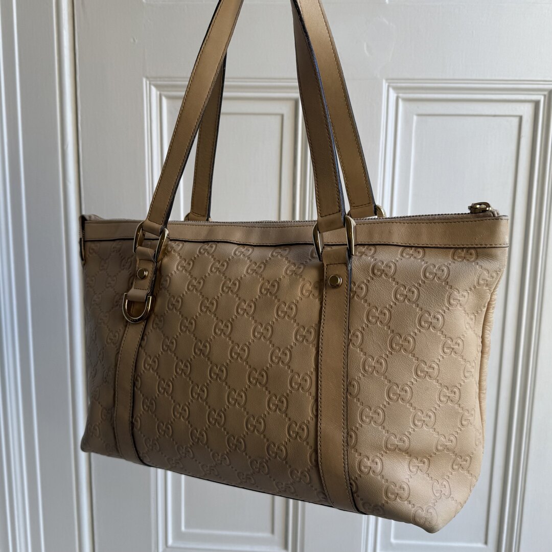 Gucci Guccissima Abbey Peach Pink Leather Shoulder Bag