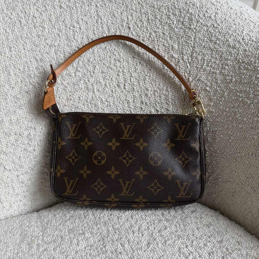 2002 Louis Vuitton Monogram Pochette Accessories Shoulder Bag
