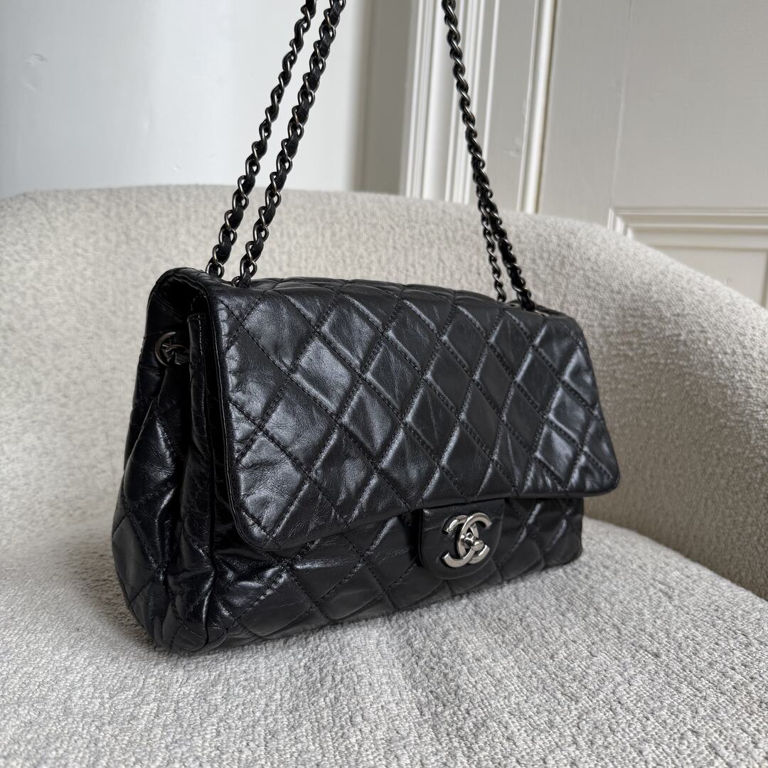 2015 Chanel Classic Jumbo Crinkled Black Flap Shoulder Bag