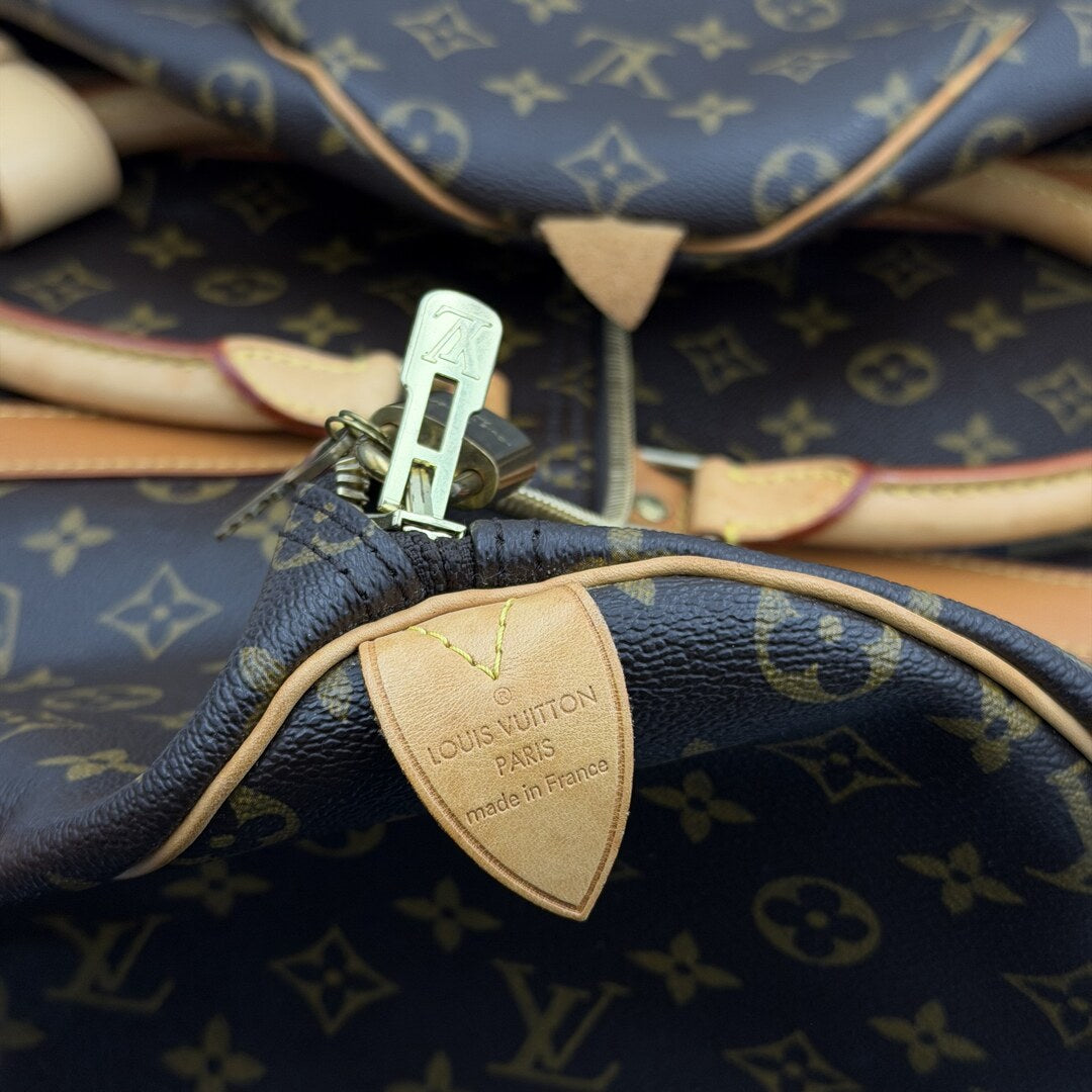 2009 Louis Vuitton Monogram Keepall 50