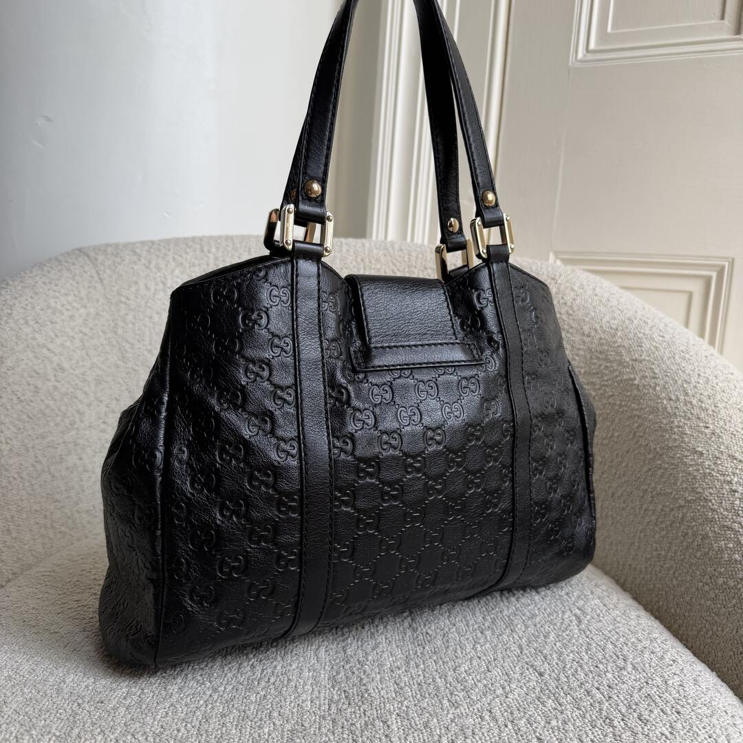 Gucci Guccissima Hobo Black Leather Shoulder Bag