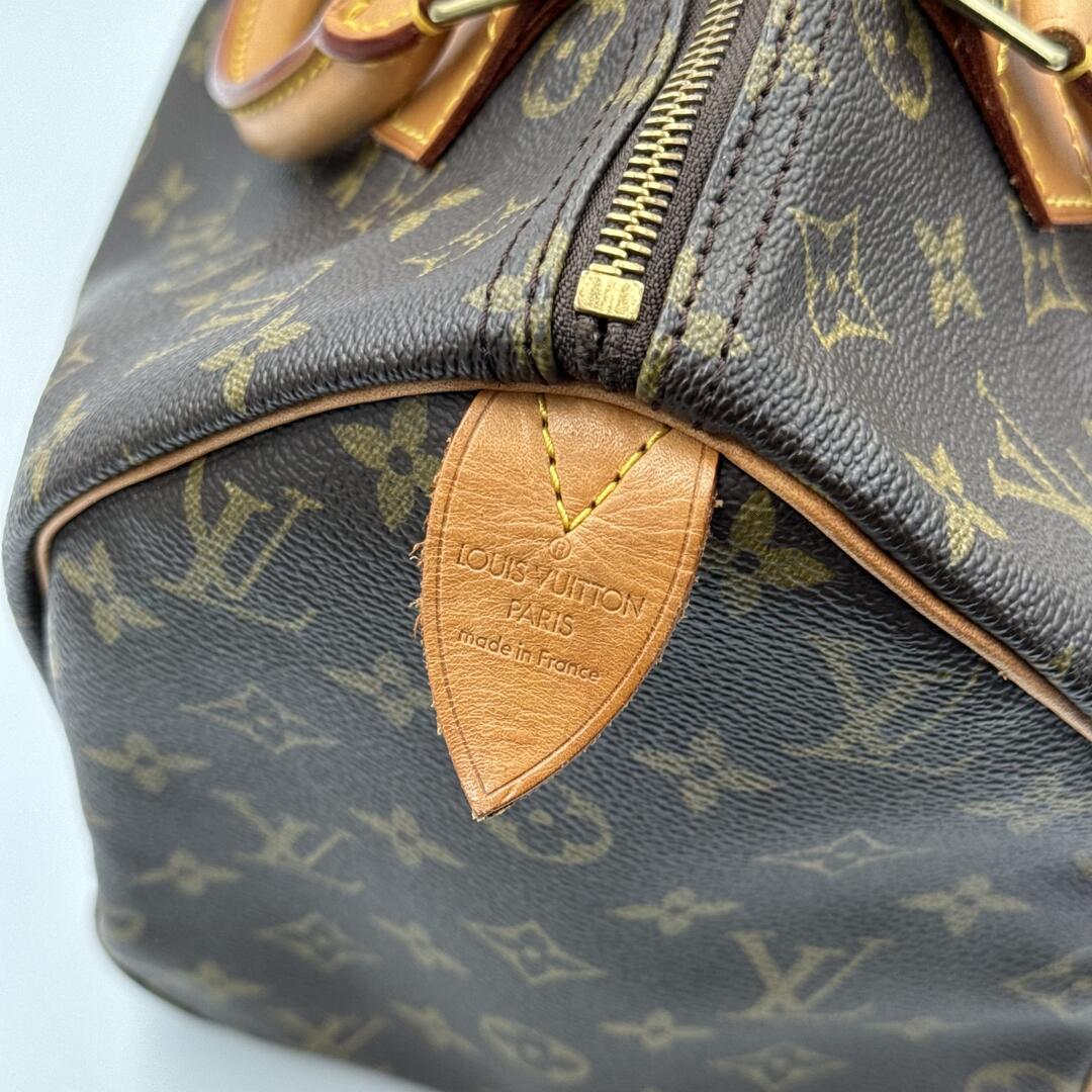 Louis Vuitton Monogram Speedy 30 Handbag
