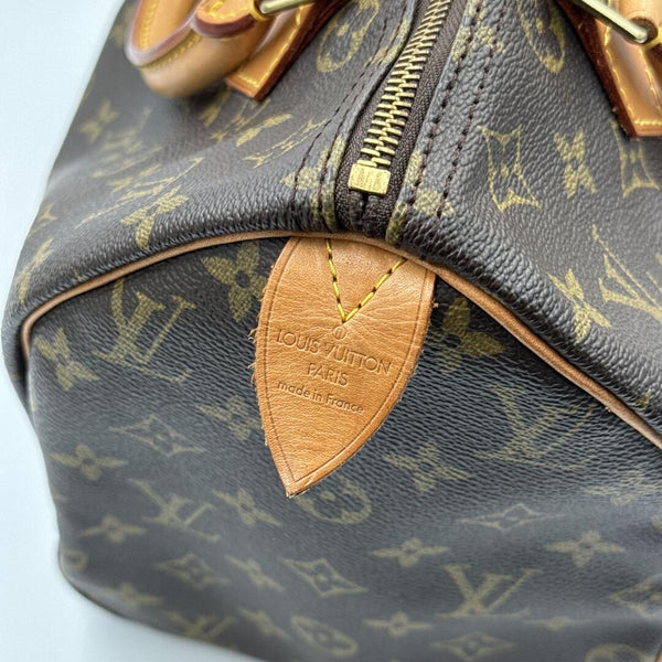 Louis Vuitton Monogram Speedy 30 Handbag