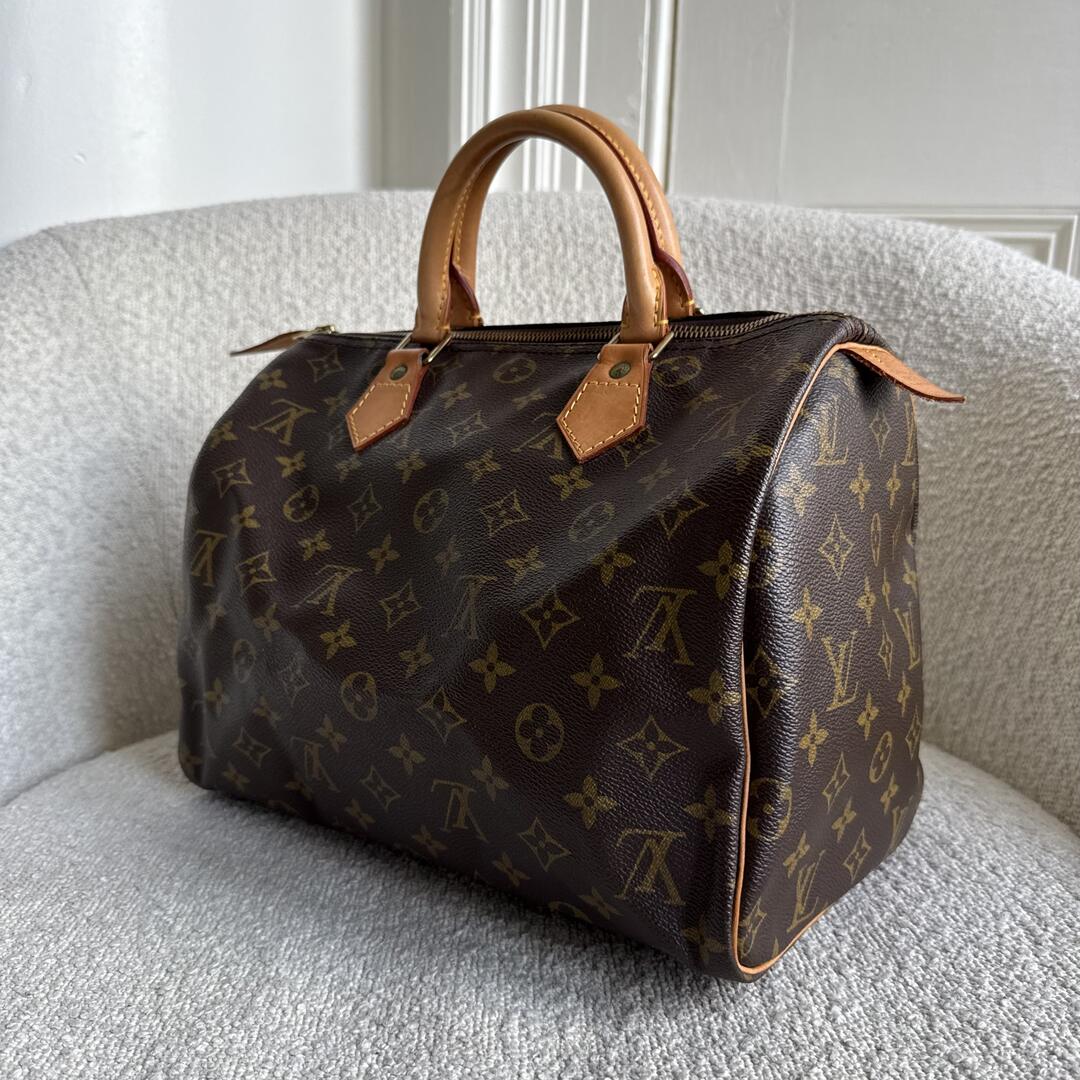 Louis Vuitton Monogram Speedy 30 Handbag