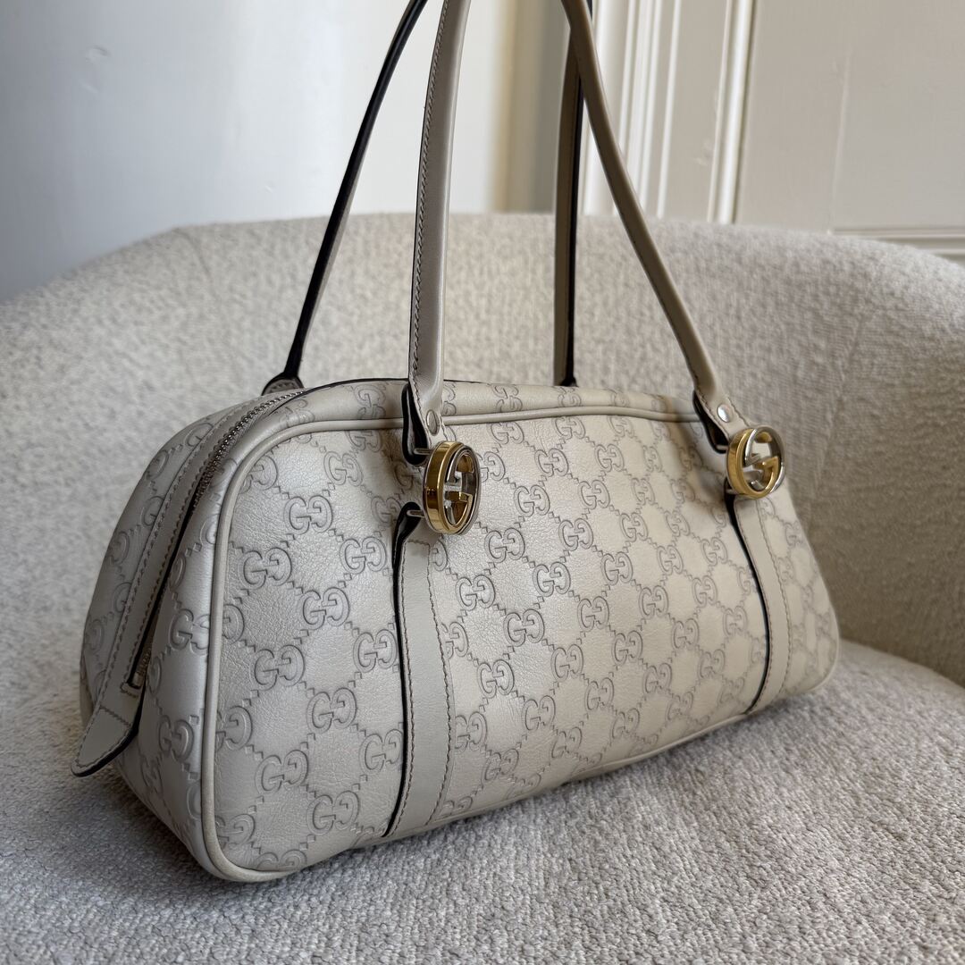 Gucci Guccissima Princy Cream Leather Shoulder Bag