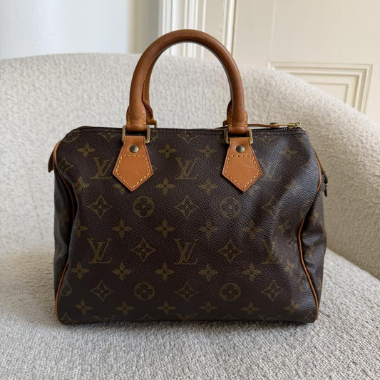 Louis Vuitton Monogram Speedy 25 Handbag