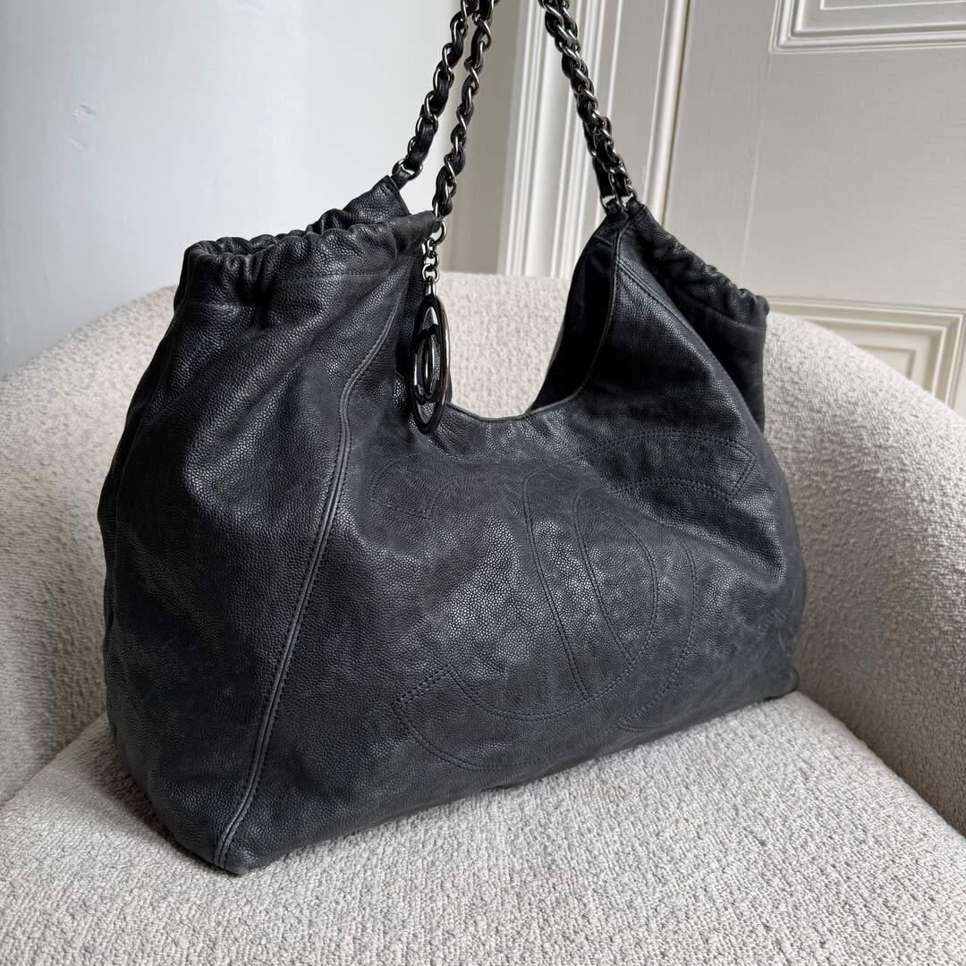 2005 Chanel Coco Cabas Distressed Caviar Leather Black XL Tote Bag