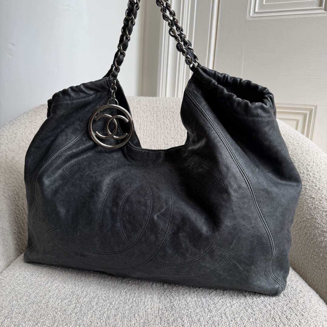 2005 Chanel Coco Cabas Distressed Caviar Leather Black XL Tote Bag