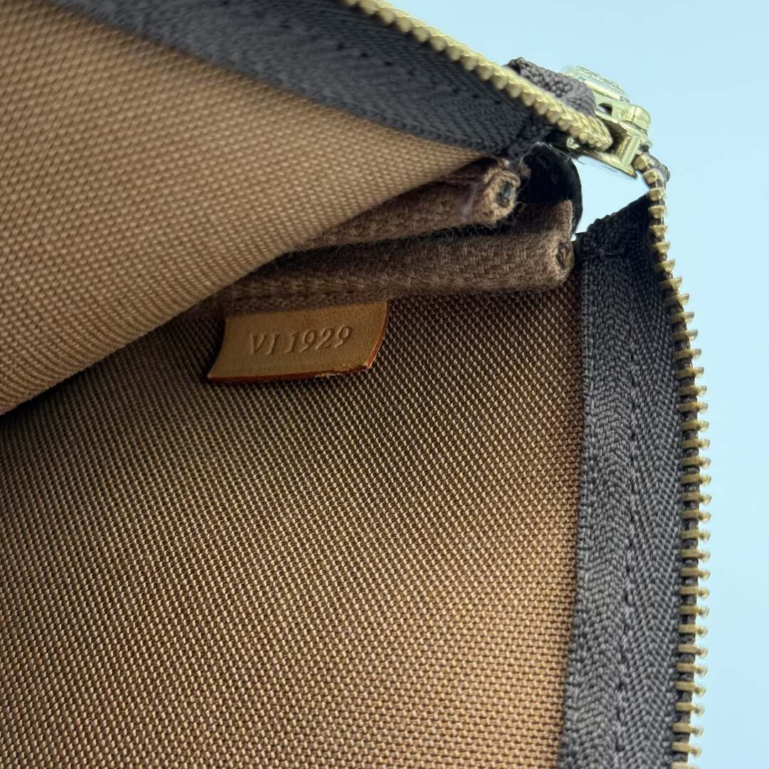 Louis Vuitton Monogram Pochette Accessories Shoulder Bag
