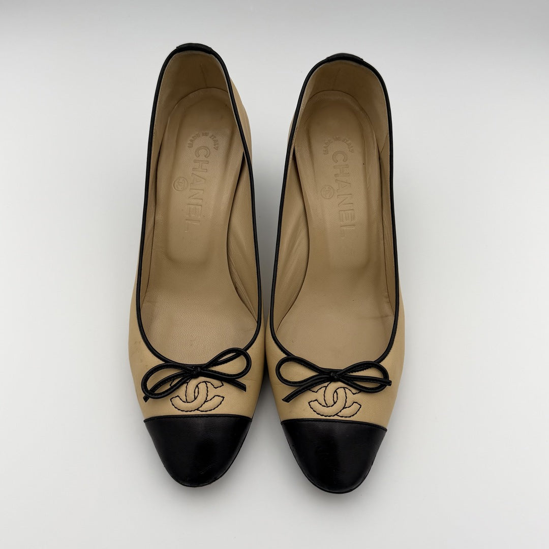 Chanel CC Bow Beige Kitten Heels
