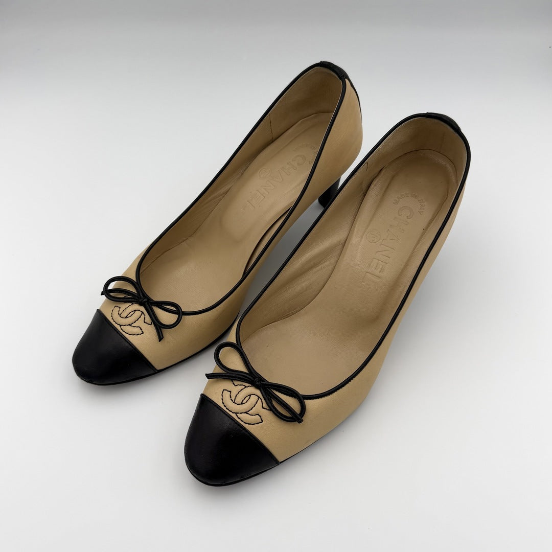 Chanel CC Bow Beige Kitten Heels