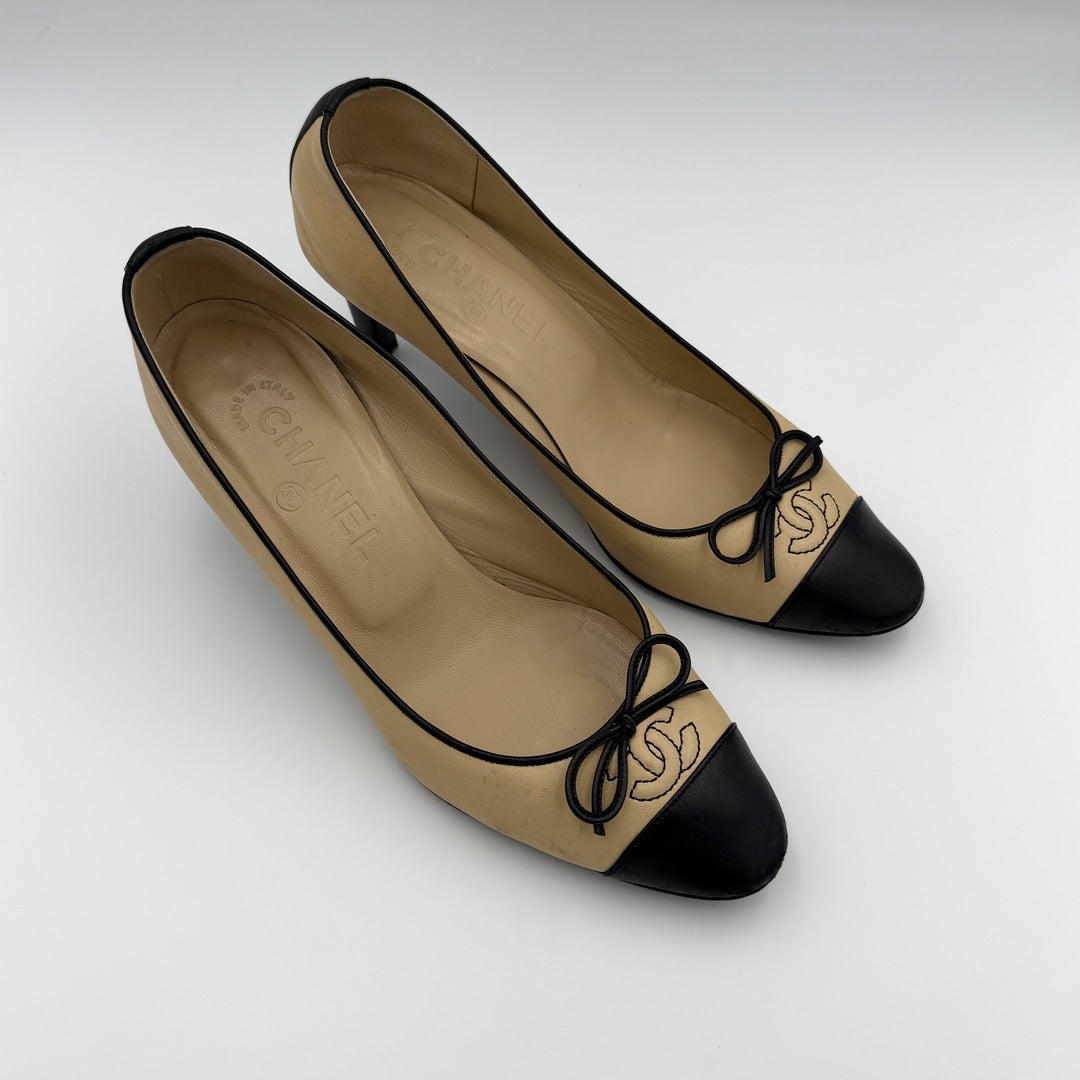 Chanel CC Bow Beige Kitten Heels