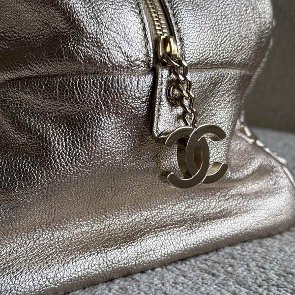 2006 Chanel Lux Ligne Bowler Gold Shoulder Bag