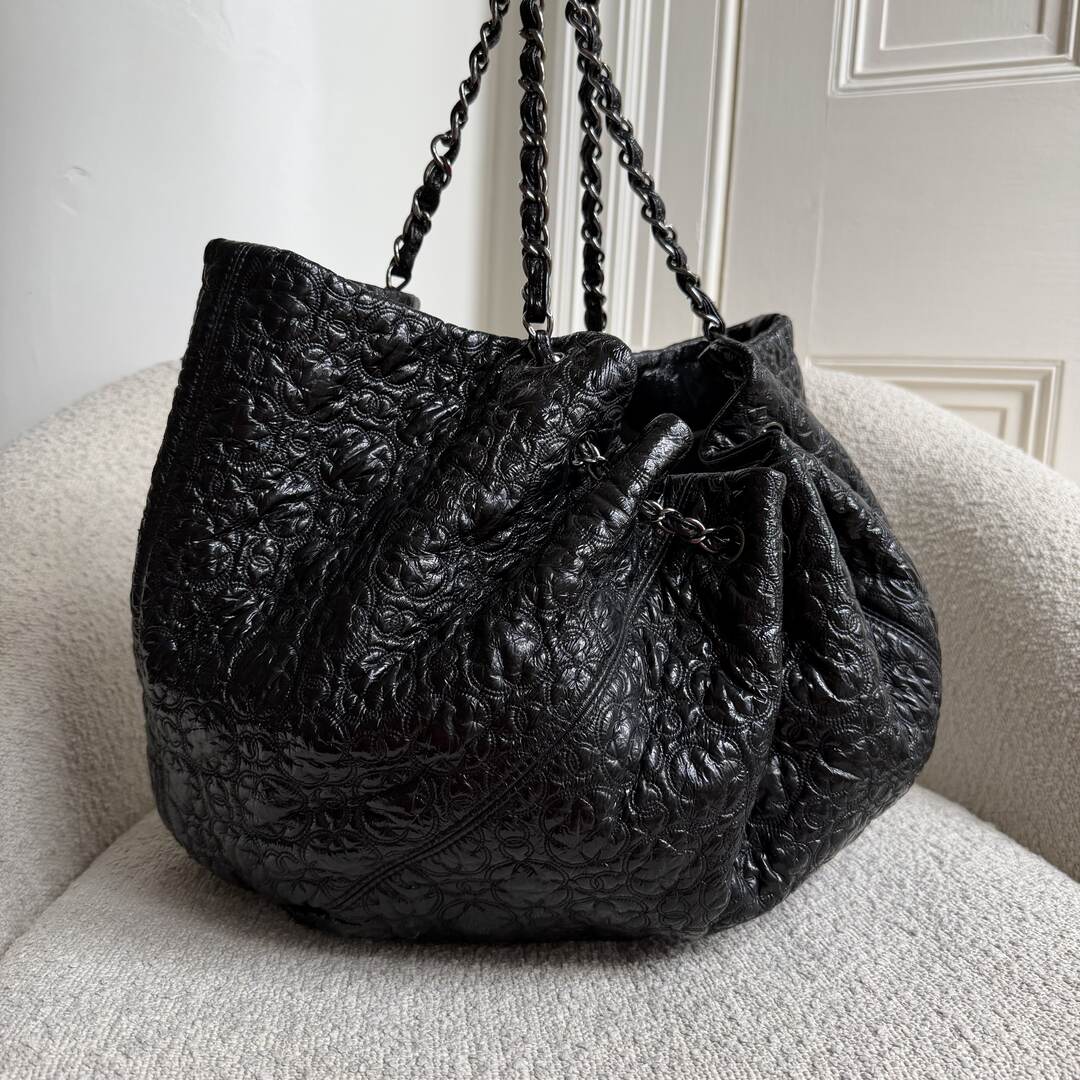 Chanel Rock In Moscou Cabas Hobo Chain Black Tote Bag