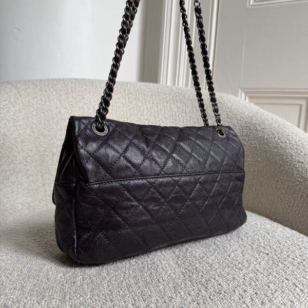 2012 Chanel CC Jumbo Easy Caviar Flap Metallic Purple Shoulder Bag