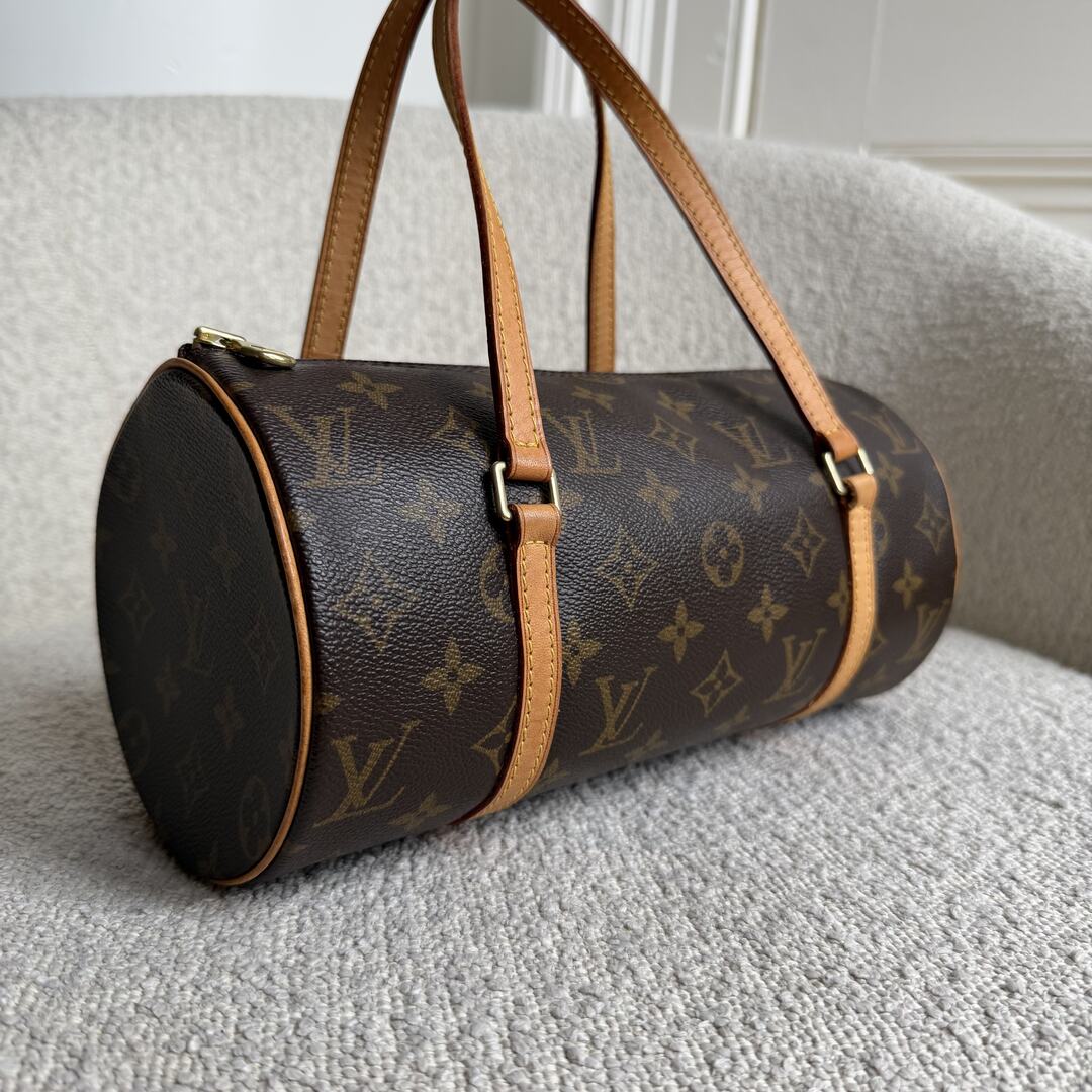 2004 Louis Vuitton Papillon 26 Handbag