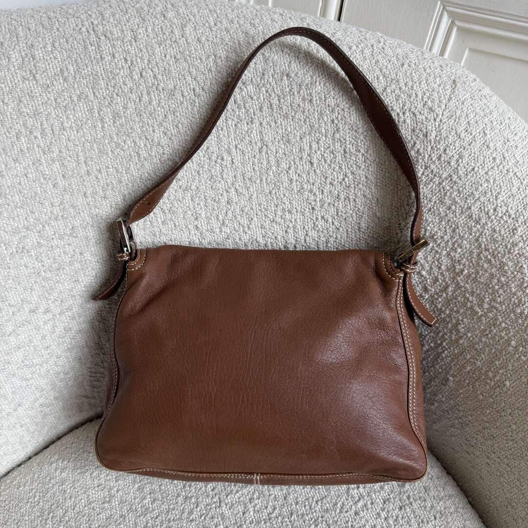 Fendi Mamma Baguette Brown Leather Shoulder Bag