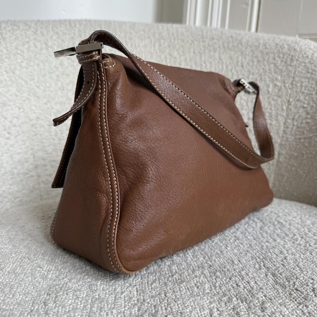 Fendi Mamma Baguette Brown Leather Shoulder Bag