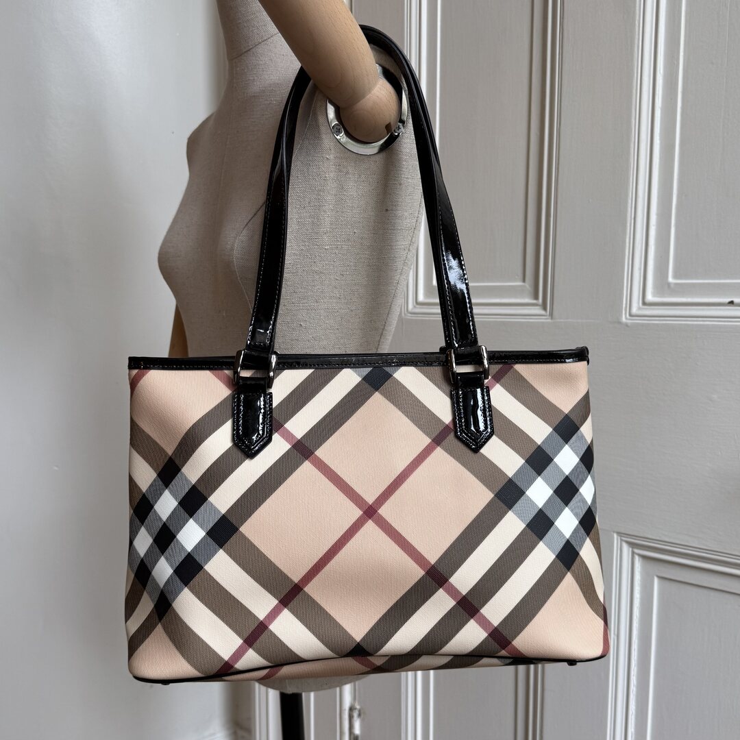 Burberry Nova Check Shoulder Bag